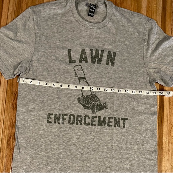 New Super Soft Fun Tee Shirt size Medium - Picture 3 of 5